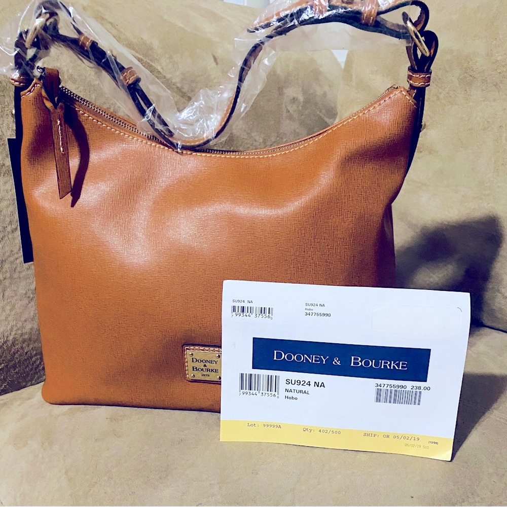 Dooney & Bourke saffiano hobo